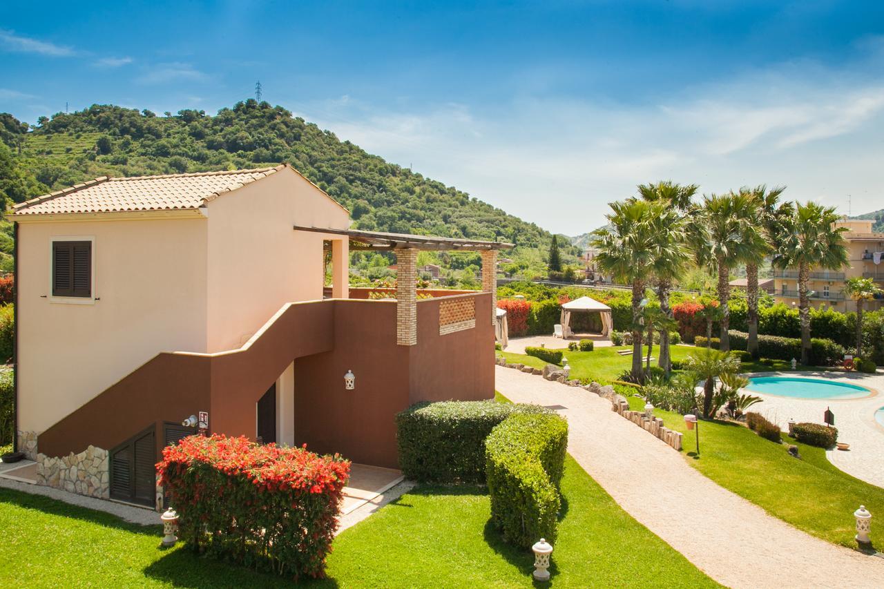 Alcantara Resort Di Charme Adults Only Gaggi Exterior foto