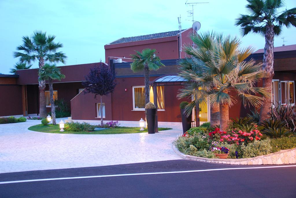 Alcantara Resort Di Charme Adults Only Gaggi Exterior foto