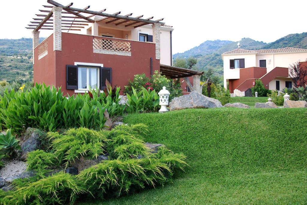 Alcantara Resort Di Charme Adults Only Gaggi Exterior foto