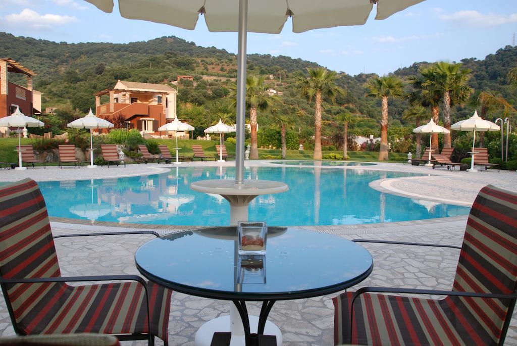 Alcantara Resort Di Charme Adults Only Gaggi Exterior foto