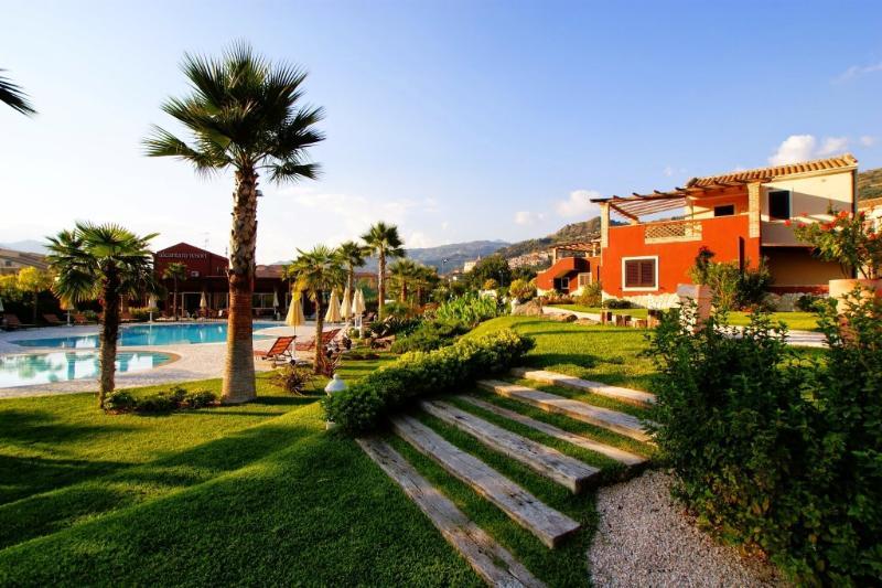 Alcantara Resort Di Charme Adults Only Gaggi Exterior foto